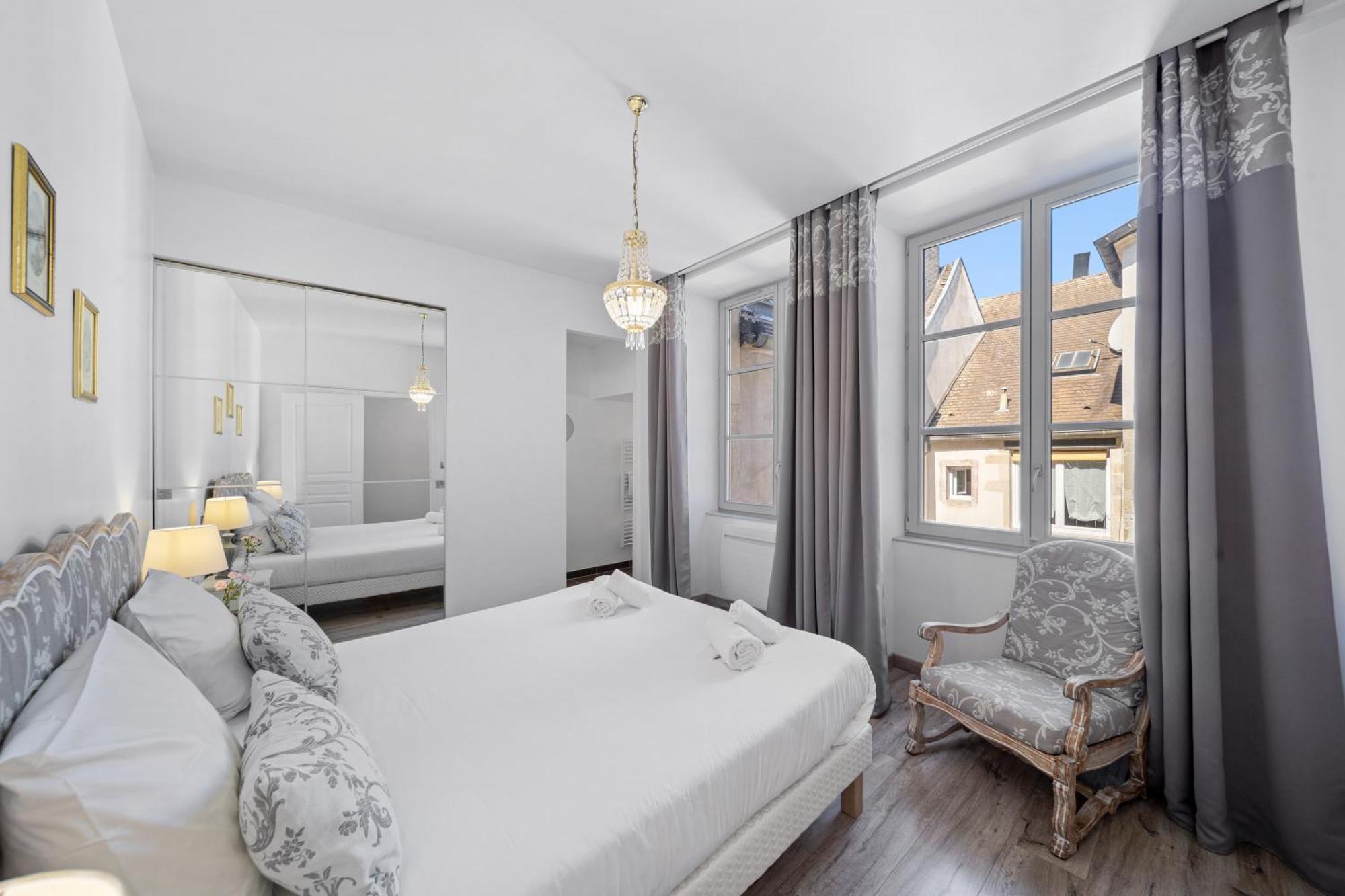 Le Beau Carnot - Appartement En Hypercentre De Beaune Beaune  Buitenkant foto